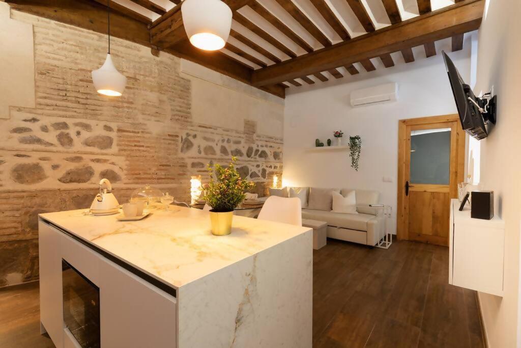 Apartamentos Boutique Hya Толедо Экстерьер фото